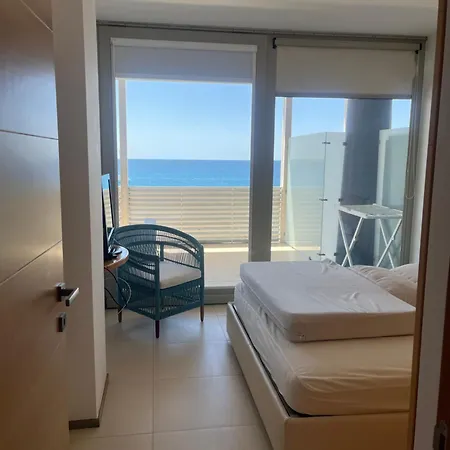 Appartamento Giudecca Fronte Mare By Salentoville *