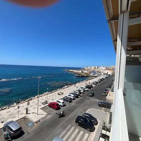 Appartamento Giudecca Fronte Mare By Salentoville Gallipoli