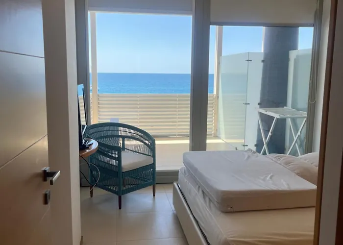 Apartment Giudecca Fronte Mare By Salentoville *